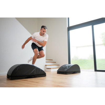 HIP THRUST – Ergonomická cvičební lavice pro bezpečný a efektivní trénink hýždí